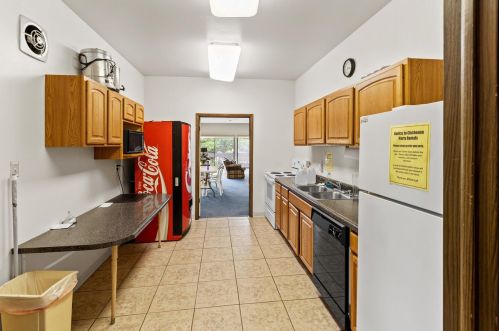 2200 Good Hope Rd, Milwaukee WI  53209-2763 exterior
