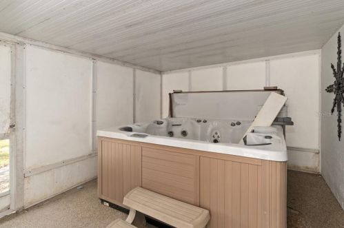 206 Fillmore St, Beverly Hills FL  34465-4059 exterior