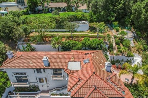 3625 Wrightwood Dr, North Hollywood, CA 91604-3947