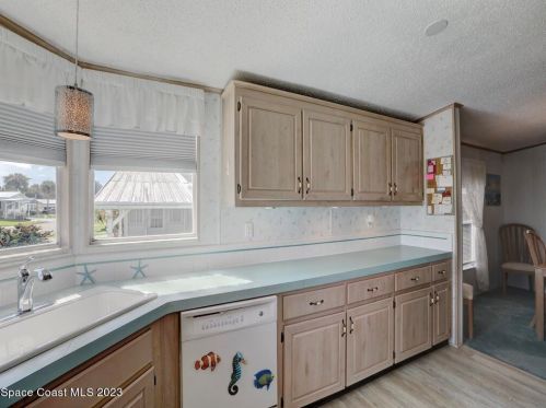 7574 Cedar Bark Rd, Sebastian FL  32976-7747 exterior