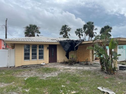 170 Washington Ave, Fort Myers Beach FL  33931-3732 exterior