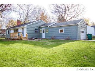 5 Pleasant Way, Penfield, NY 14526-2219