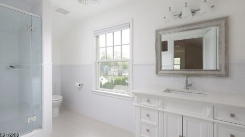 211 Seneca Pl, Westfield NJ  07090-4335 exterior