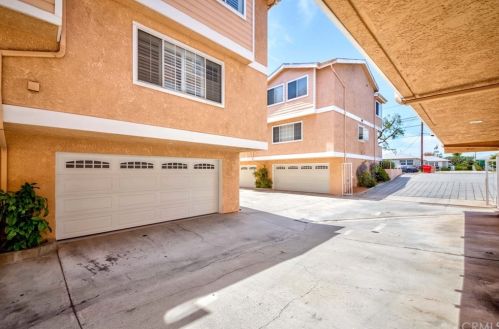 15208 Normandie Ave, Gardena CA  90247-3382 exterior