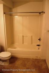 1212 Sundance Dr, Manhattan KS  66503-8613 exterior