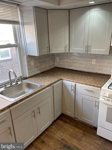 412 Gln Echo Rd, Philadelphia PA 19119-2915 exterior