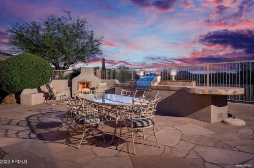 6256 Amber Sun Dr, Scottsdale AZ 85266-7035 exterior