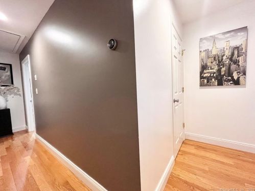 881 Howard Ave, Bridgeport CT 06605-1924 exterior