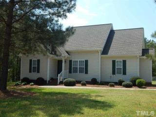 3225 Natural Pines Pl, Zebulon NC  27597-9612 exterior