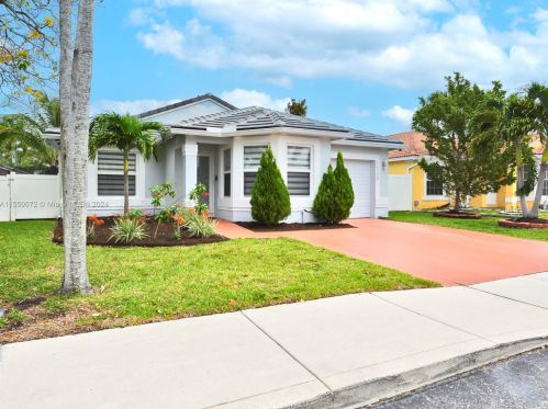 16355 23 St, Hollywood FL  33027-4406 exterior