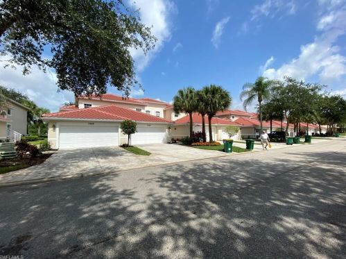 3465 Grand Cypress Dr, Naples FL  34119-7941 exterior