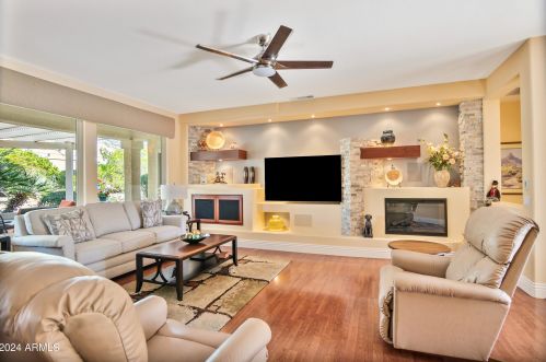 15856 Sage Trl, Sun City, AZ 85374-5617