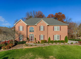 674 Tree Ridge Rd, Knoxville, TN 37922-8904