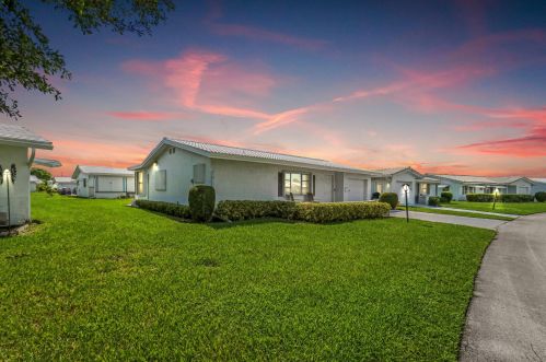 1704 19th Dr, Boynton Beach, FL 33426-6422
