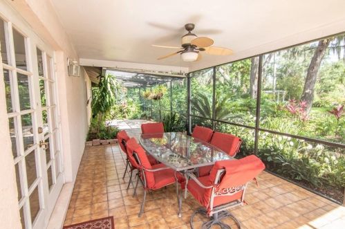 503 Duque Rd, Lutz FL  33549-7602 exterior