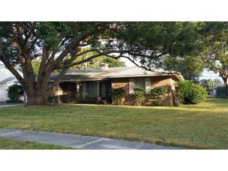 6551 Bowline Dr, Sarasota, FL 34231-7125