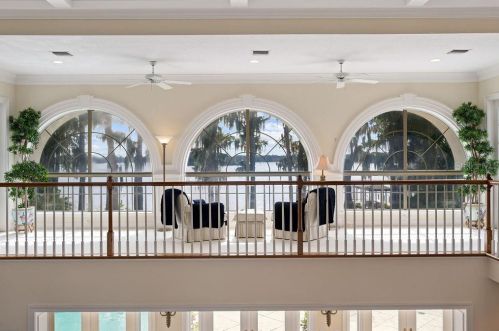 155 Oakleigh Ln, Maitland FL  32751-5838 exterior