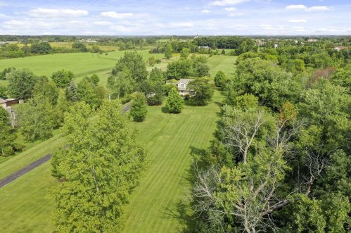12918 Bell Rd, Caledonia WI  53108-9702 exterior
