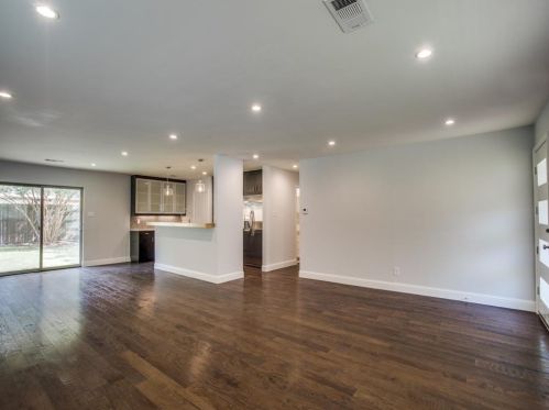 500 Salem Dr, Richardson TX  75080-3431 exterior