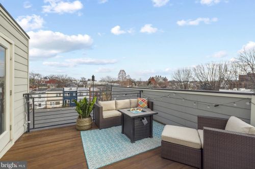 911 9th St, Washington, DC 20001-4427