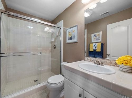 7463 Circulo Sequoia, Carlsbad CA 92009-8467 exterior