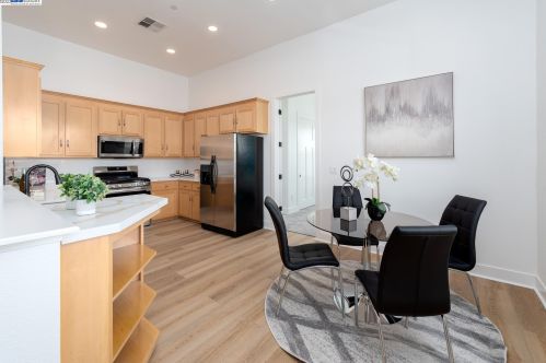 277 L St, Livermore CA  94551-8001 exterior