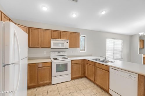 5419 Atlantis Ave, Phoenix AZ  85043-6313 exterior