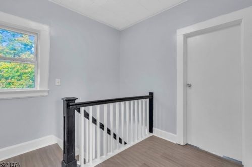 7 Tiffany Blvd, Newark NJ  07104-2415 exterior