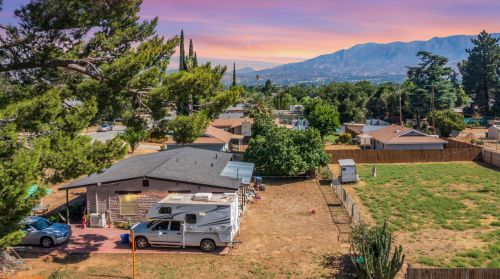 1002 Magnolia Ave, Beaumont CA  92223-1837 exterior