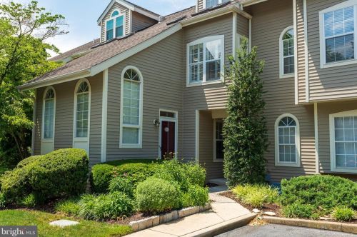 404 Cheswold Ct, Wayne, PA
