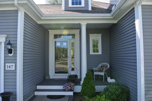 147 Stonebridge Dr, Hanson, MA 02341-3107