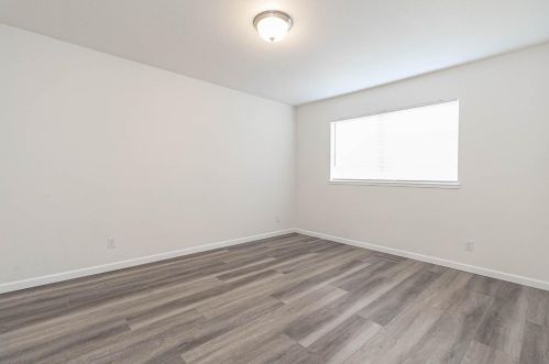 2485 Hampton Way, Turlock CA  95382-0733 exterior