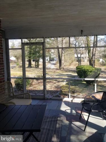 25166 County Rd, Seaford DE  19973-8631 exterior