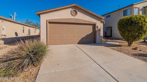 6637 De Concini Dr, Tucson, AZ 85757-6833