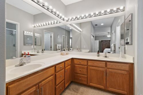 915 Mayport Dr, West Pittsburg CA  94565-4494 exterior