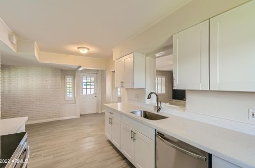 2401 66th St, Scottsdale AZ  85257-1115 exterior