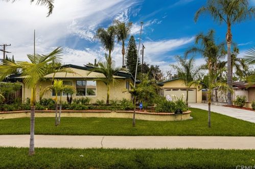 818 South St, Anaheim, CA 92805-4415