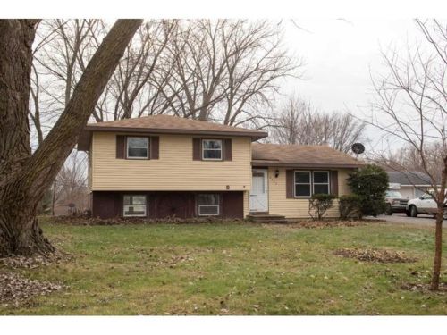6883 6th St, Saint Paul, MN 55128-6702