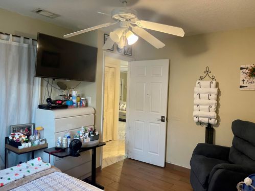 525 Billiar Ave, Fort Pierce FL  34983-8730 exterior