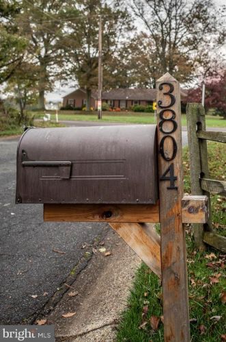 3804 Lywiski Rd, Collegeville, PA 19426-1025