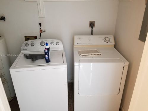 1310 20th Ave, Vero Beach FL  32962-6159 exterior