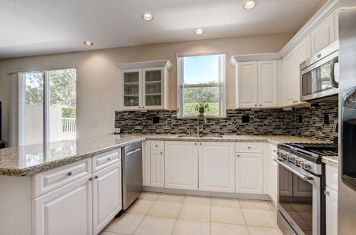 113 Spruce St, Boynton Beach, FL 33426-9356