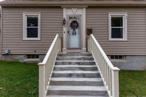 150 High St, Manchester, CT 06040-5750