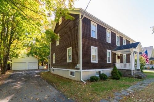 67 Main St, Washingtonville NY  10992-1212 exterior