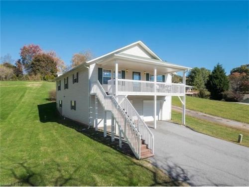 105 Foxioci Cir, Biltmore Lake, NC 28715-8608