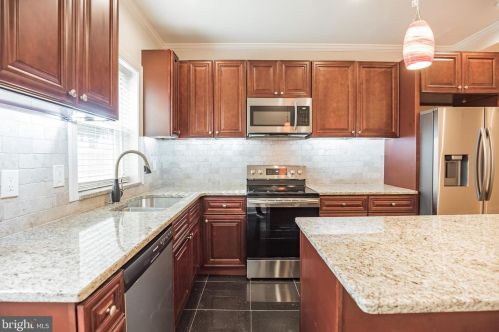 1934 Firth St, Philadelphia, PA 19125-1305