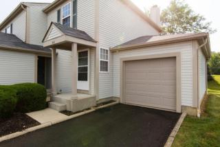 218 Glenkirk Dr, Blacklick, OH
