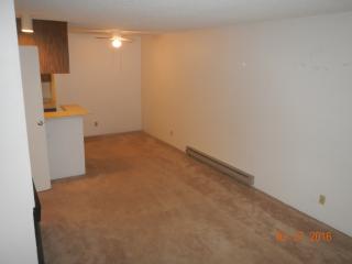 389 Half Moon Ln, Daly City CA  94015-2474 exterior