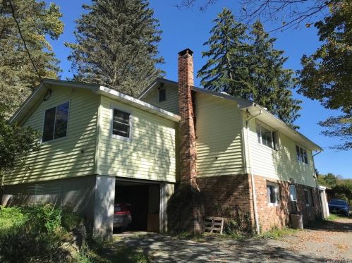 558 Willi Hill Rd, Swan Lake, NY