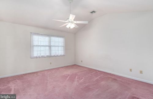 7772 Cross Creek Cir, Breinigsville PA  18031-1317 exterior